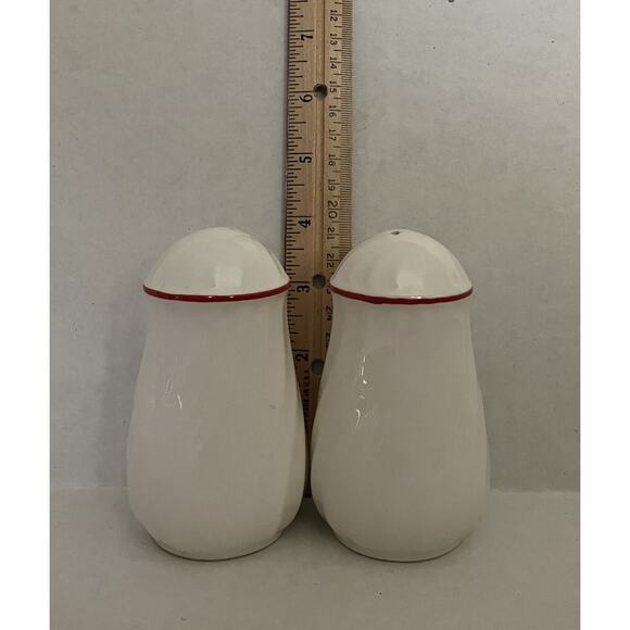 Vintage Christmas Salt and Pepper Shakers Decorated Tree Made in Japan - Picture 5 of 7